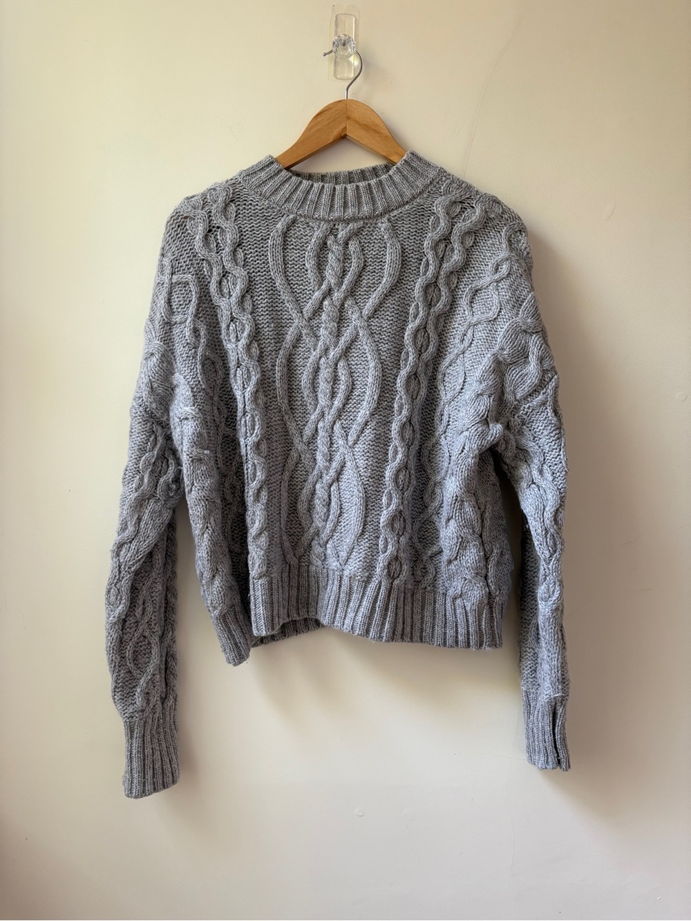 Cropped Aran Irish Sweater - Picture 6 of 11